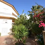Vakantiehuis Timpi Russi Coastal Home