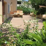 Vakantiehuis Timpi Russi Coastal Home
