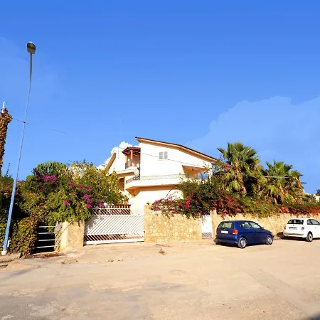 Timpi Russi Coastal Vakantiehuis