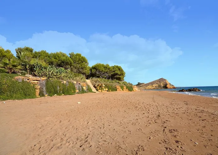 Timpi Russi Coastal Home *